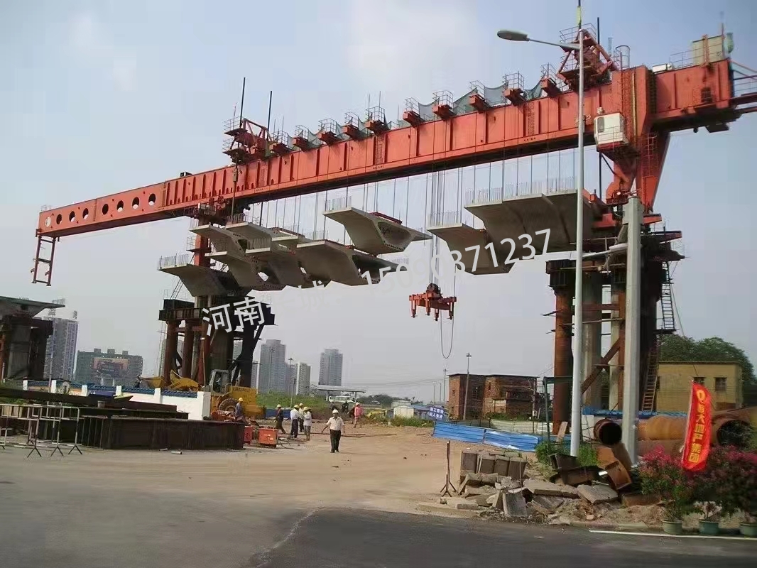 溫州32-900噸節(jié)段拼架橋機(jī)
