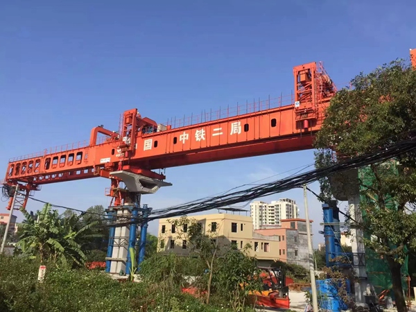 廣州32-900節段拼架橋機