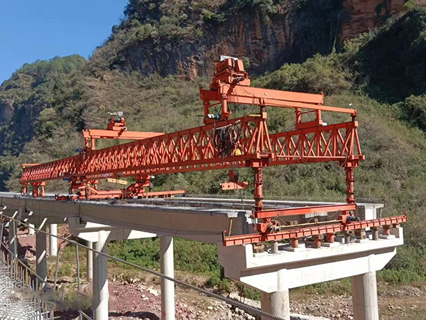 260噸高鐵架橋機(jī)